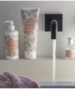 Alternative view of Mathilde M Marquise handzeep