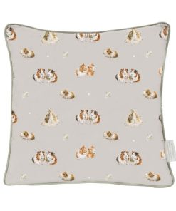 Alternative view of Lettuce be Friends cushion