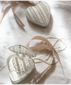 Alternative view of Mathilde M Fruits de bois